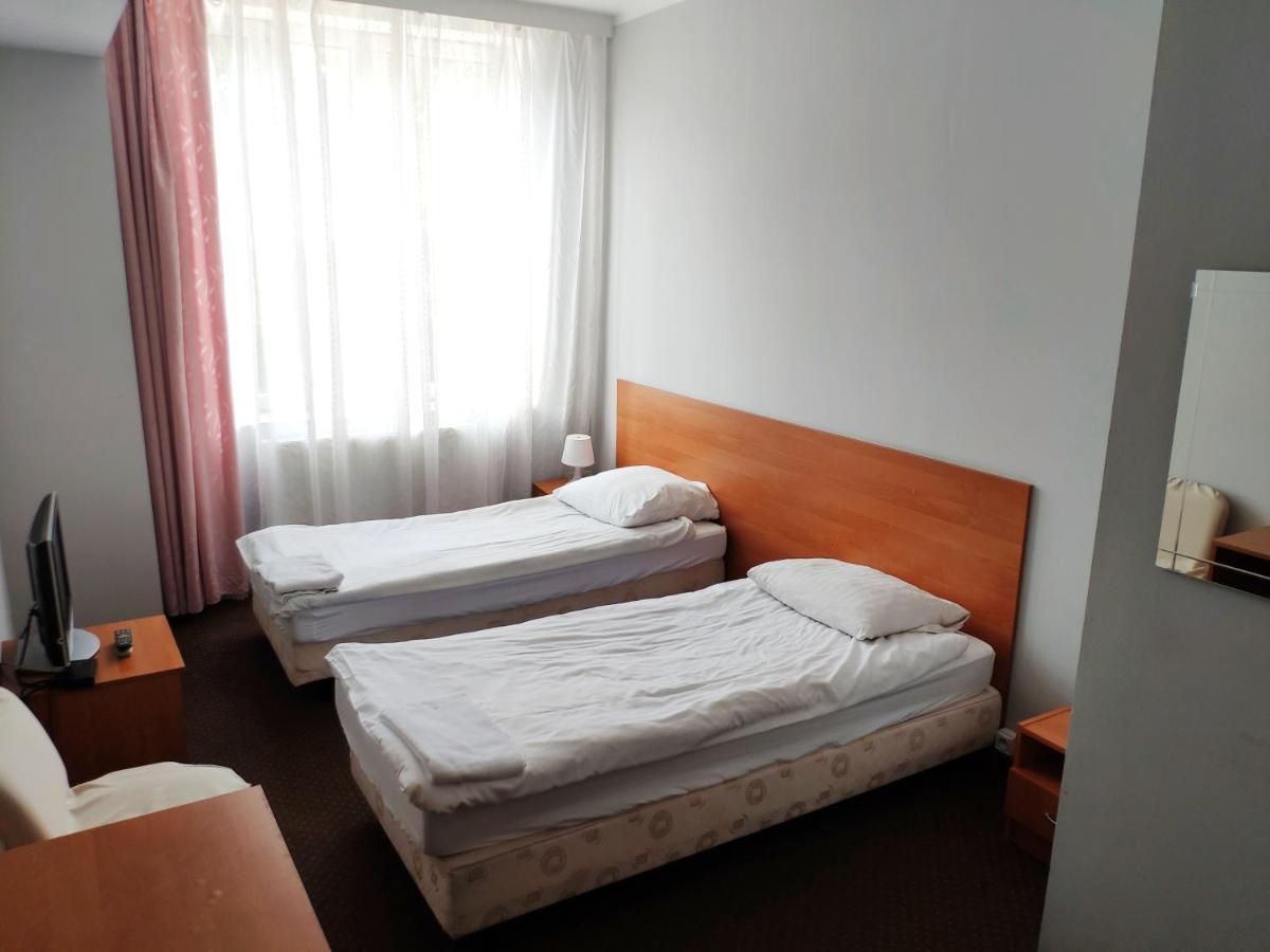 Hotel Akor Bydgoszcz Exteriör bild