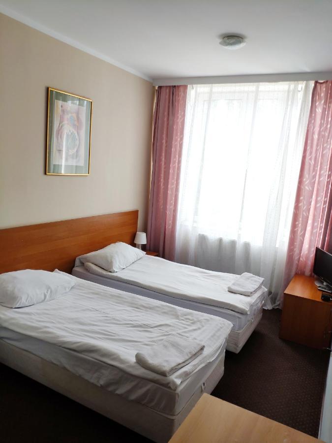 Hotel Akor Bydgoszcz Exteriör bild